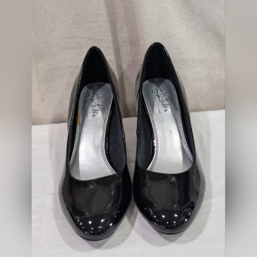 NWOT Life Stride black shiny patent leather heels pumps size 10M classic casual